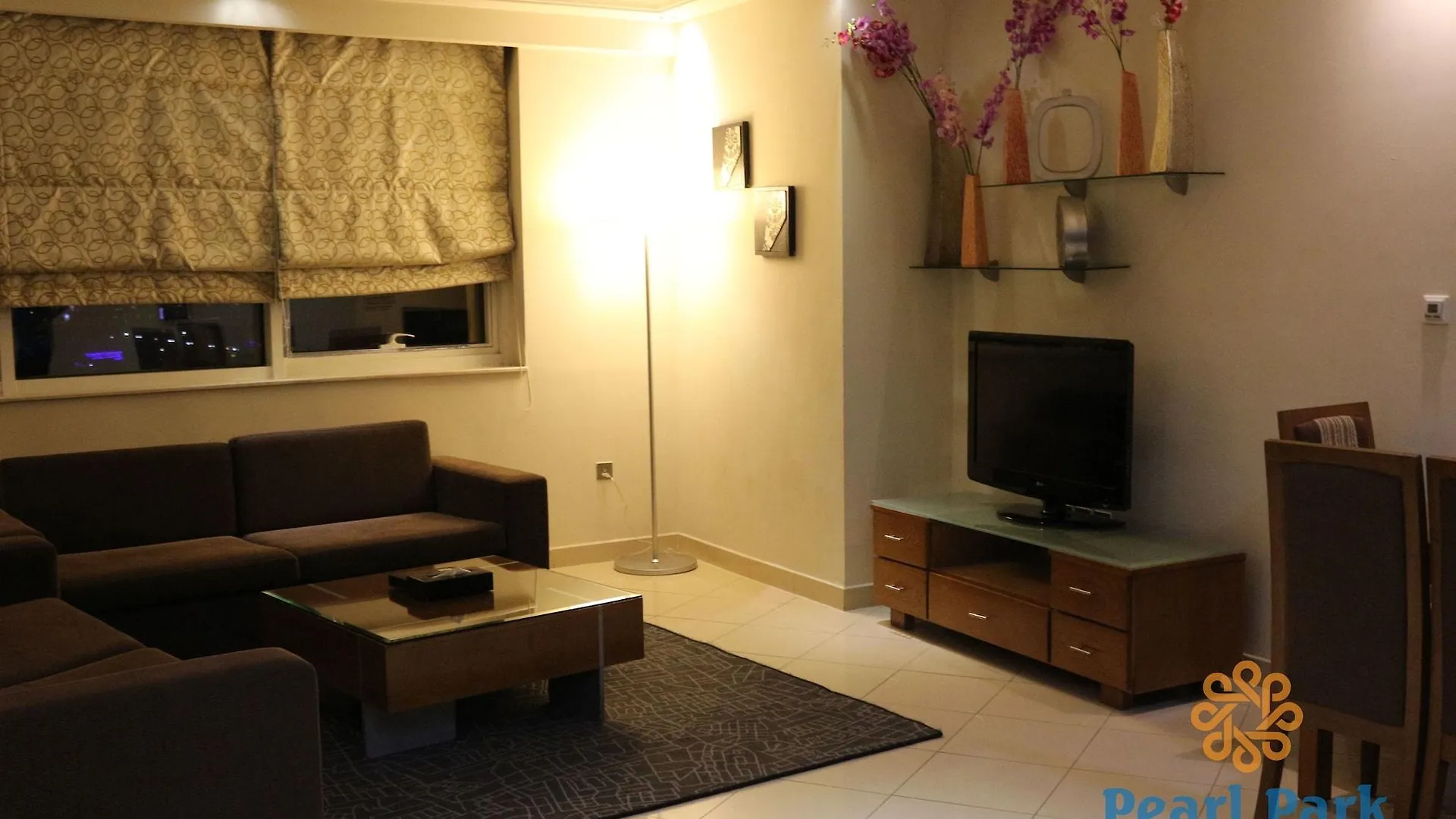 Pearl Executive Hotel Apartments Dubaj 4*,